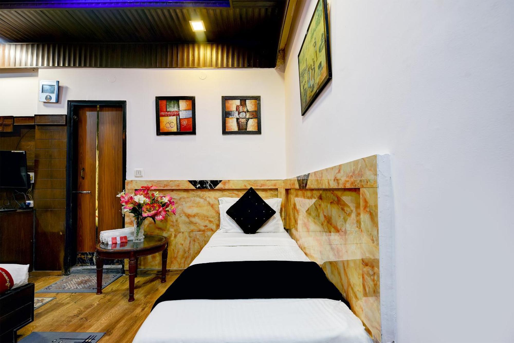 Hotel Shiva Intercontinental - New Delhi Railway Station - Paharganj Exterior photo